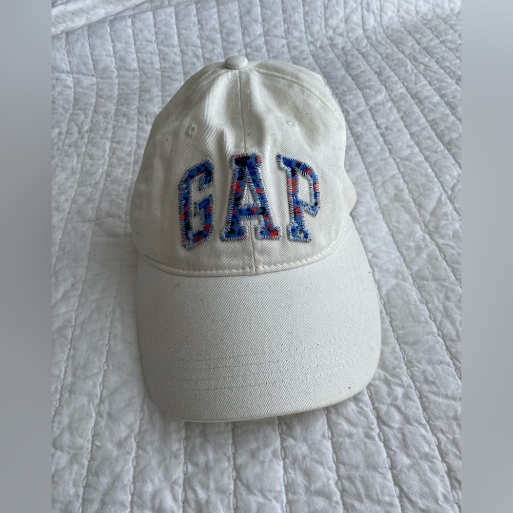Women’s baseball hat